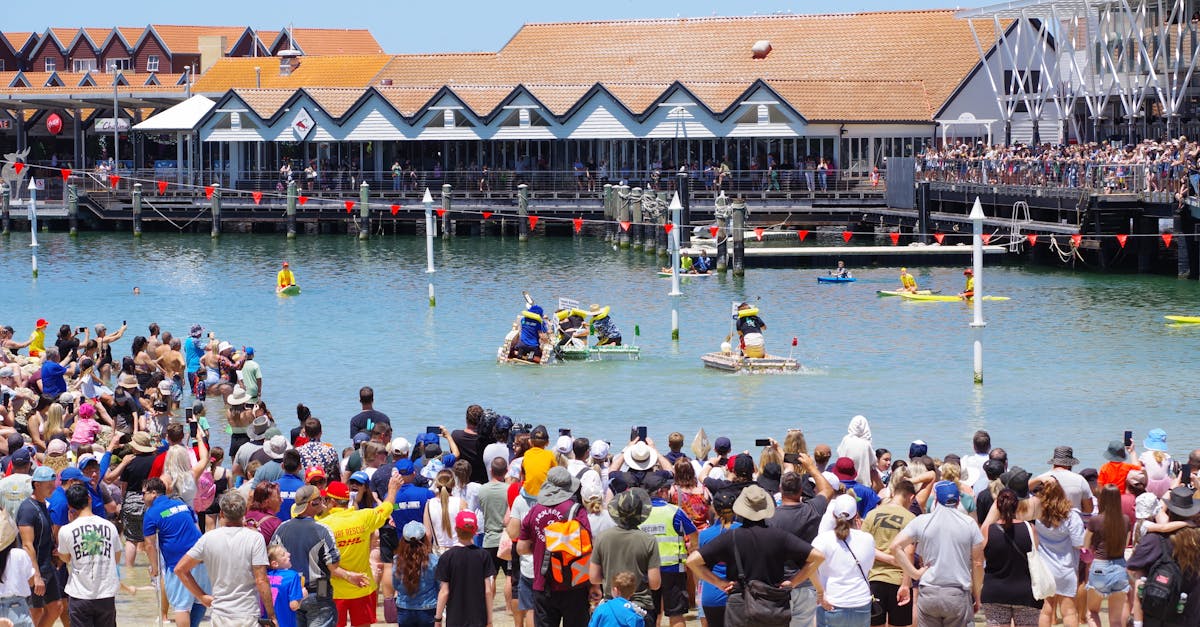 découvrez une variété d'activités nautiques passionnantes qui vous rapprochent de la mer. que vous soyez amateur de voile, de kayak, de plongée ou de pêche, trouvez l'inspiration pour votre prochaine aventure aquatique.